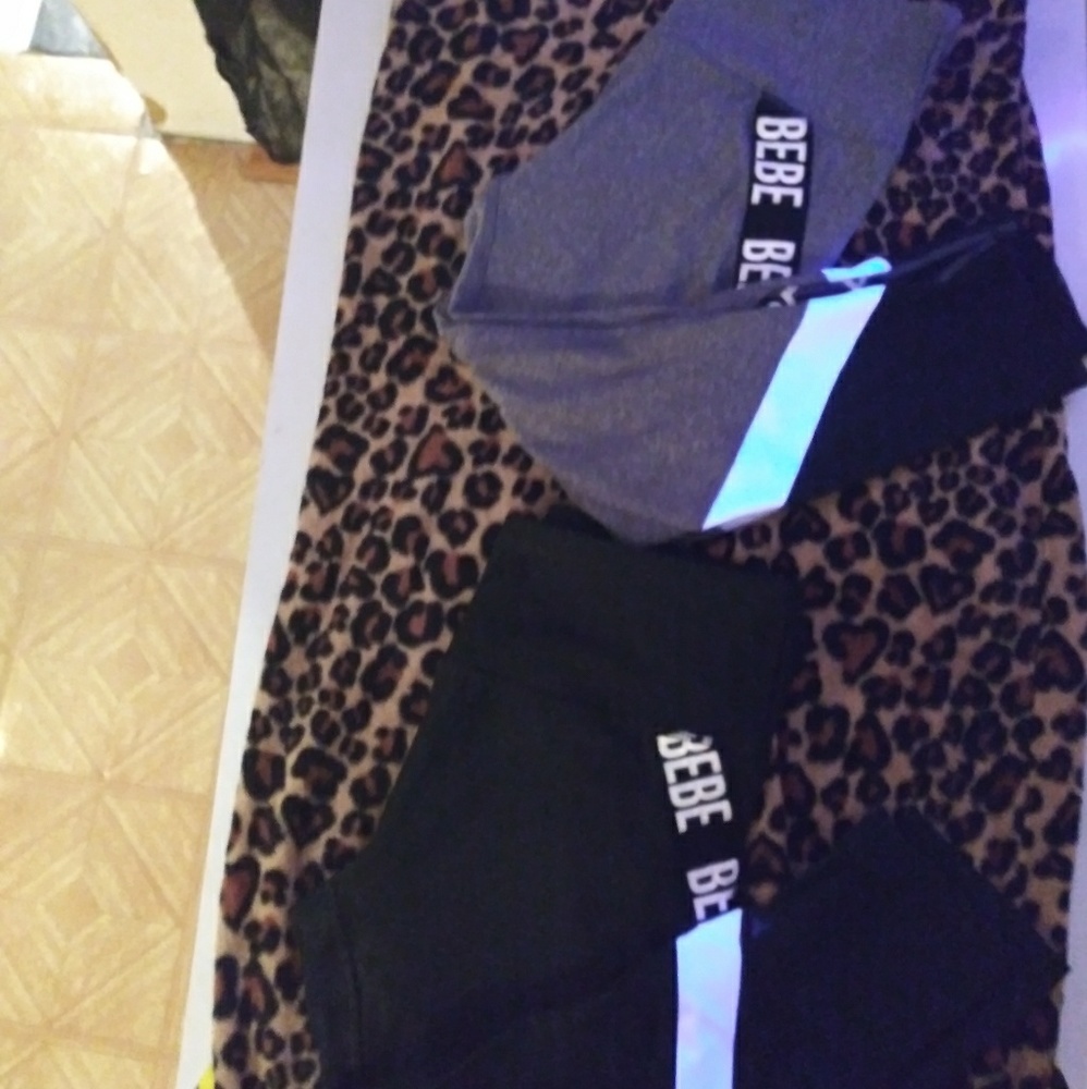 2 pairs of Bebe sport crops!
